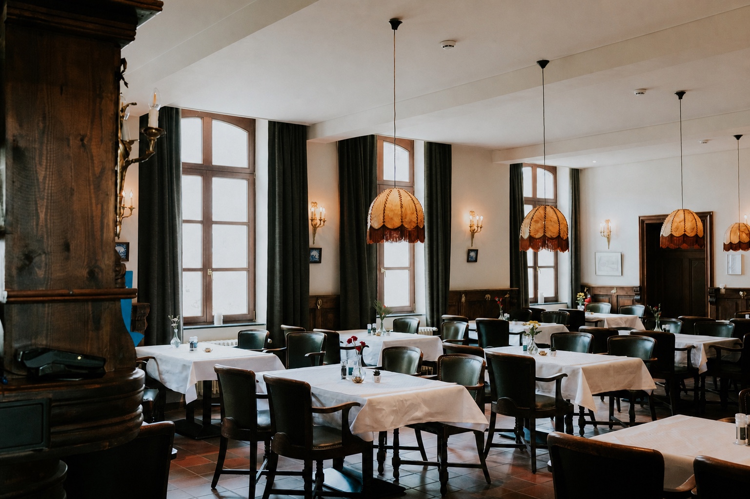 Brasserie Leonard dining room
